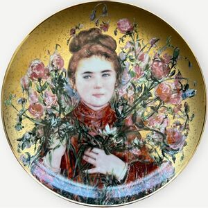 Edna Hibel Rose Vintage Decorative Collectible Plate 3rd Flower Girl Series. NEW